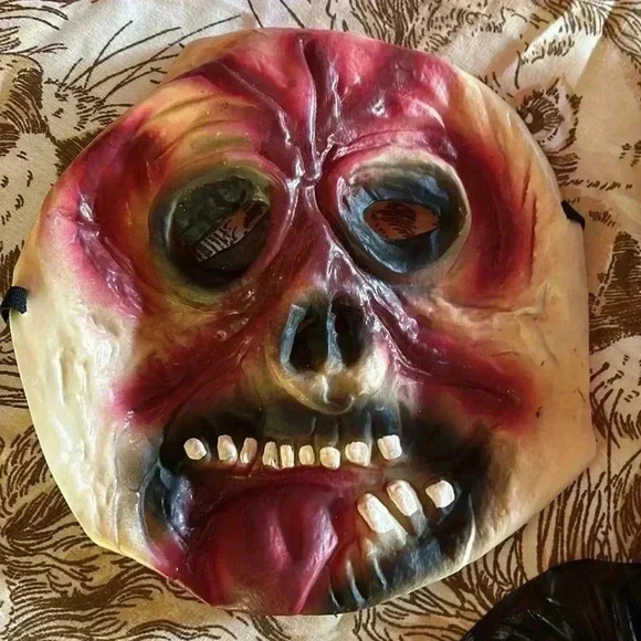 Vintage Halloween Horror Masks Frankenstein Dracula Ghoul 90s Y2K Bundle of 3 - Picture 4 of 7